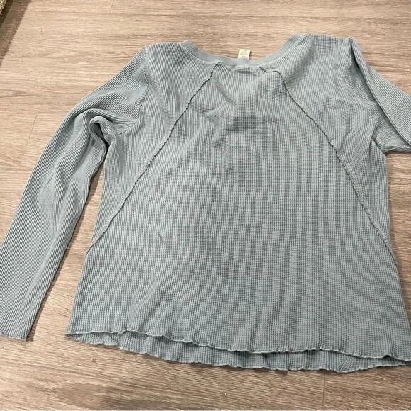 Kasics the  waffle henley size medium large - Picture 7 of 10